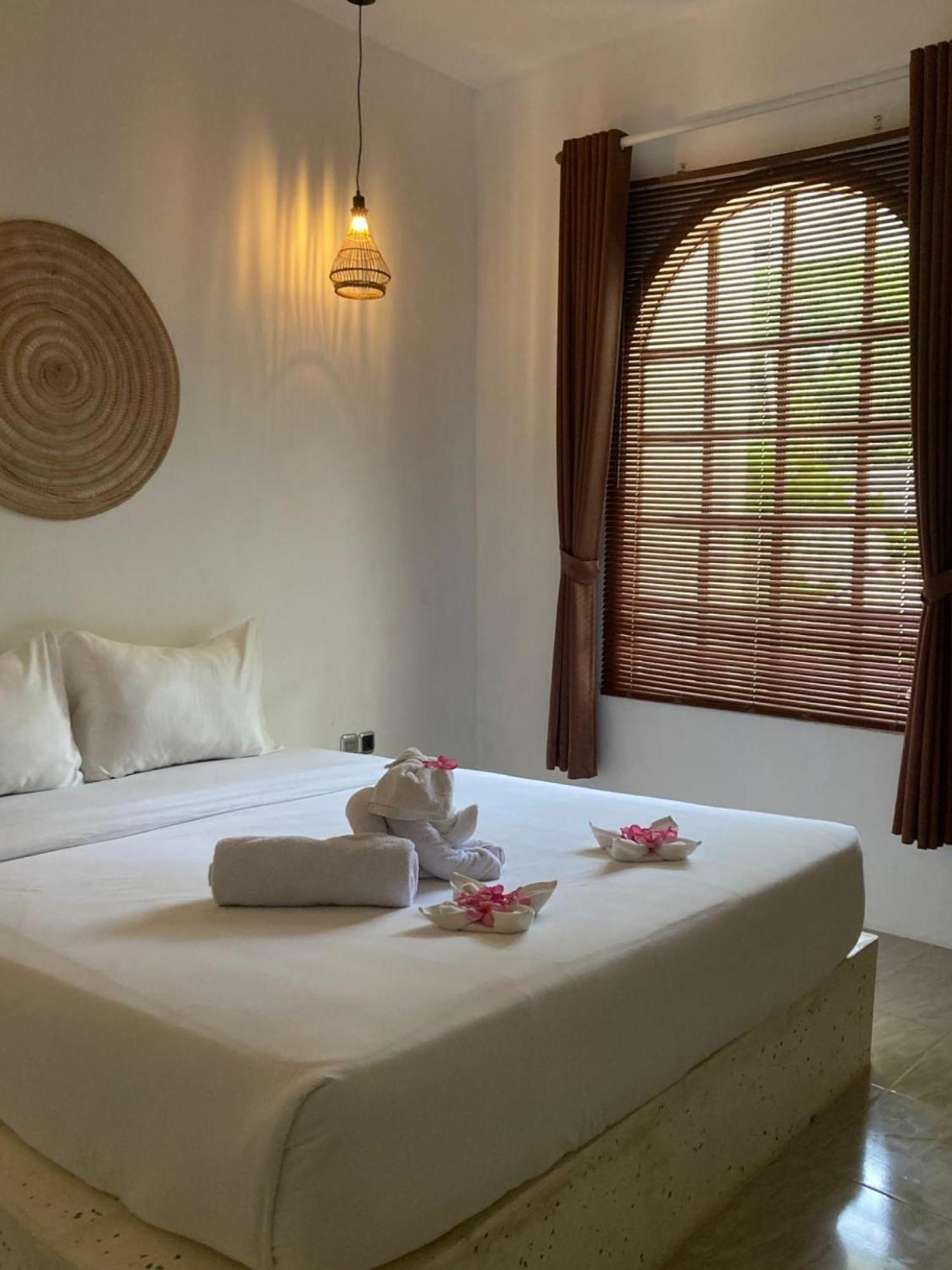Palmhouse Boutique Hotel Kuta  Exterior photo